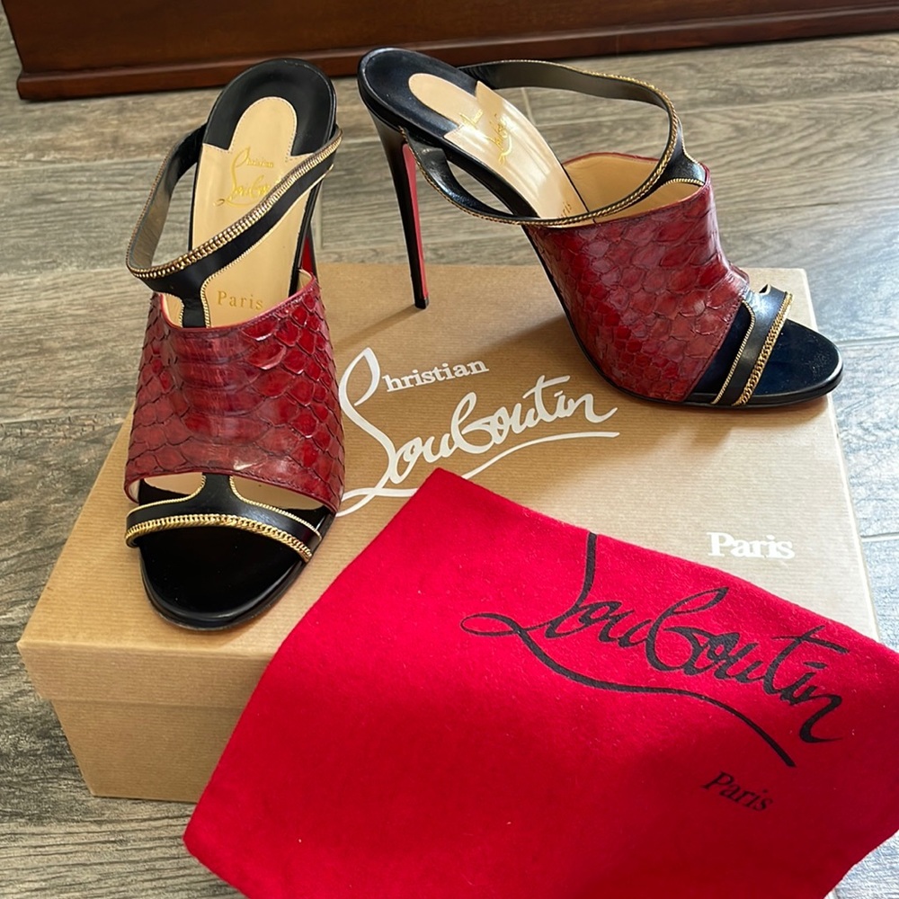 Christian louboutin akenana 100 shiny calf/python clarck